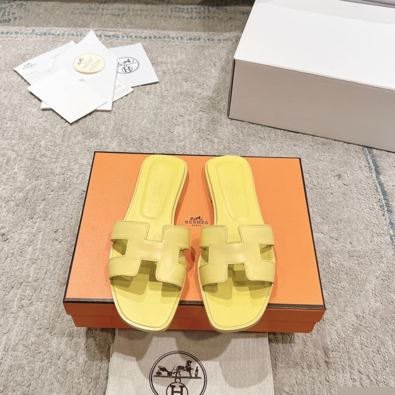 H**mes slippers